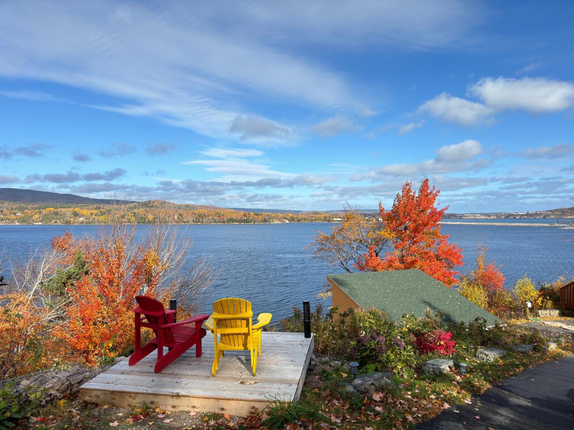 Knotty Pine Cottages, Suites & Motel Rooms إينغونيش المظهر الخارجي الصورة