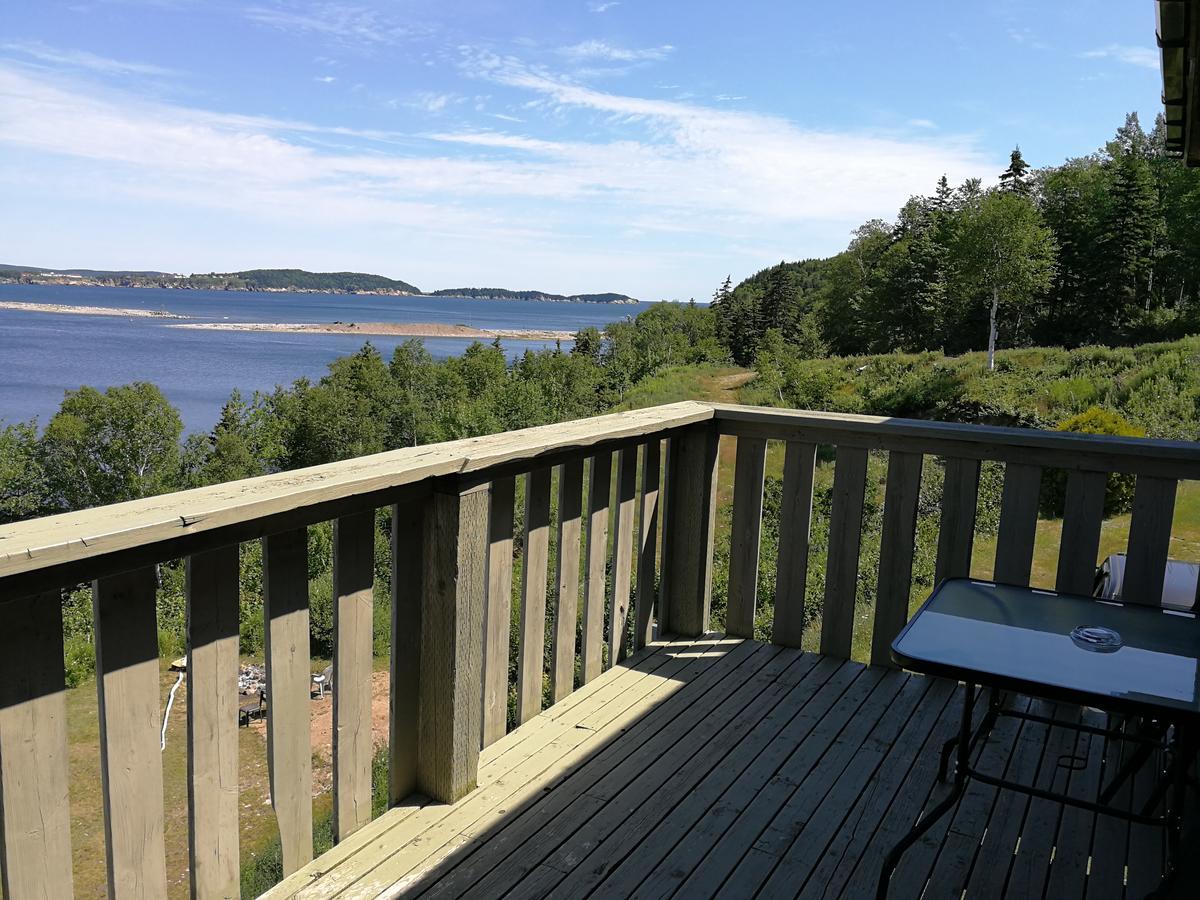 Knotty Pine Cottages, Suites & Motel Rooms إينغونيش المظهر الخارجي الصورة